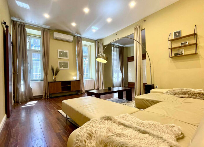 Home Staging, Sas utca